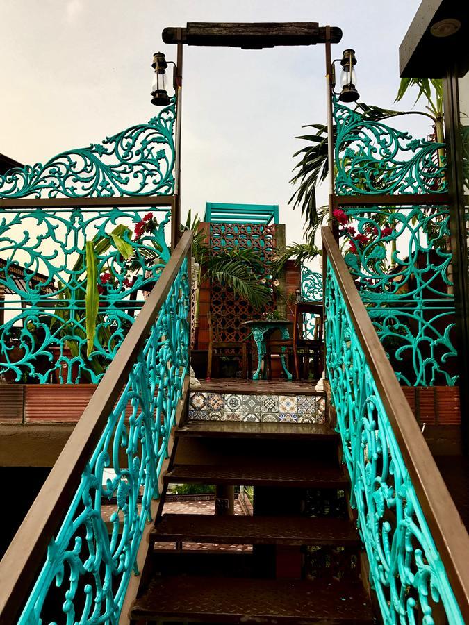 Golden Lotus Bangalore Boutique Suites Exterior foto