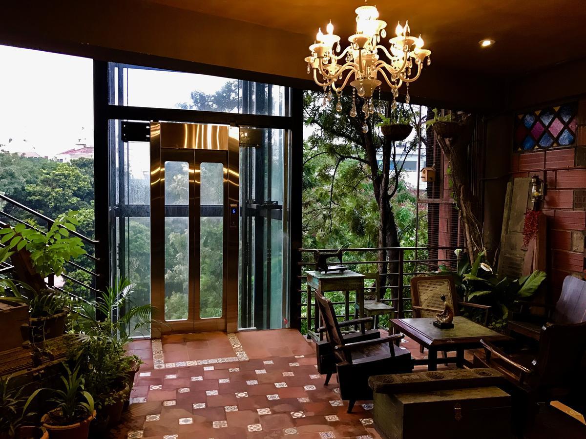 Golden Lotus Bangalore Boutique Suites Exterior foto